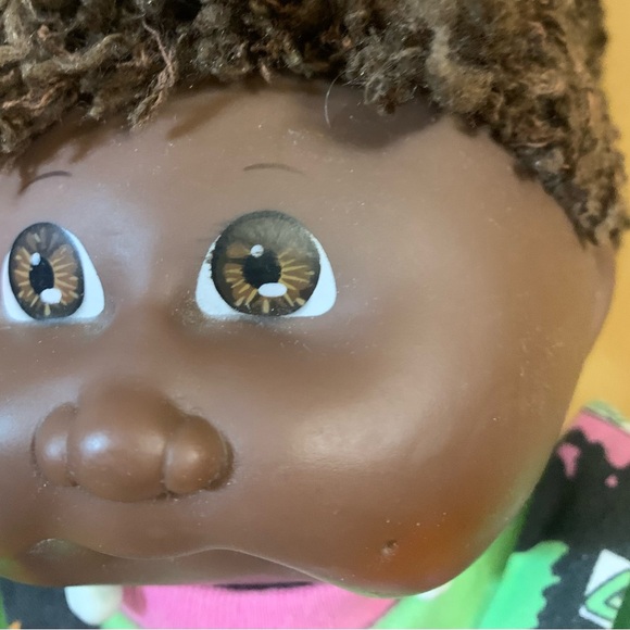 Vintage Cabbage Patch Kids Designer Line Doll AA With Pacifier In HTF Overalls - Picture 5 of 16